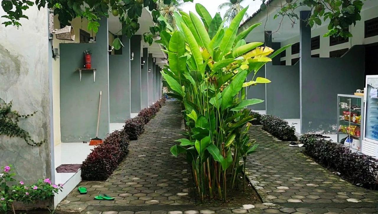 Oyo 2864 Mangsit Garden Homestay Екстериор снимка
