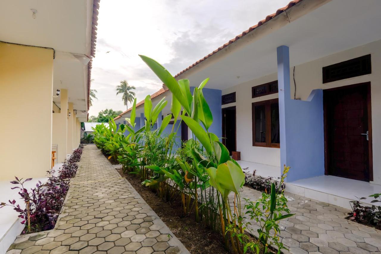 Oyo 2864 Mangsit Garden Homestay Екстериор снимка